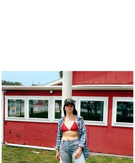 Katie Crutchfield model sex pics