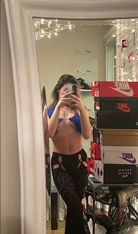 Alessandra Lucia model porn picture