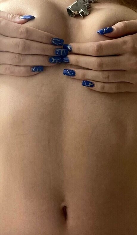 Alessandra Lucia pretty actress img