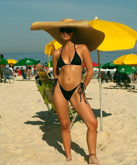 monster tits onlyfans pretty pic