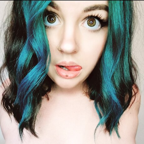 Saffy pornstar perfect images