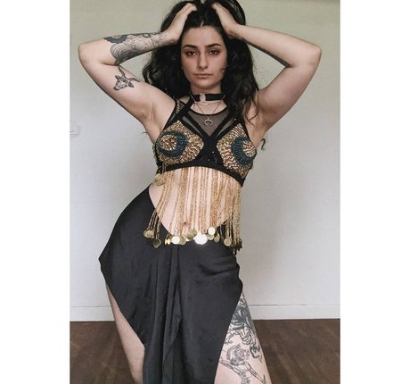 Brutalbeurette pornstar naked photo