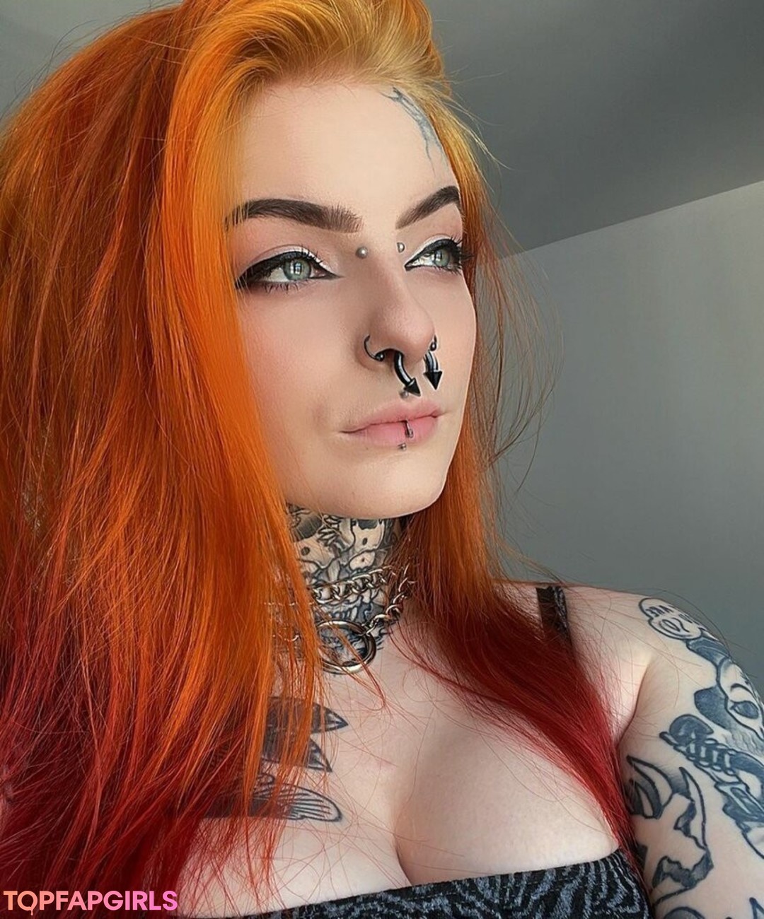 DarkBrew naked model img