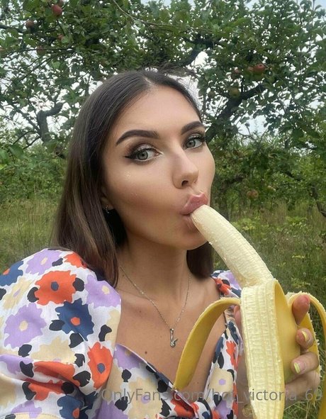 hot victoria 69 free star pics