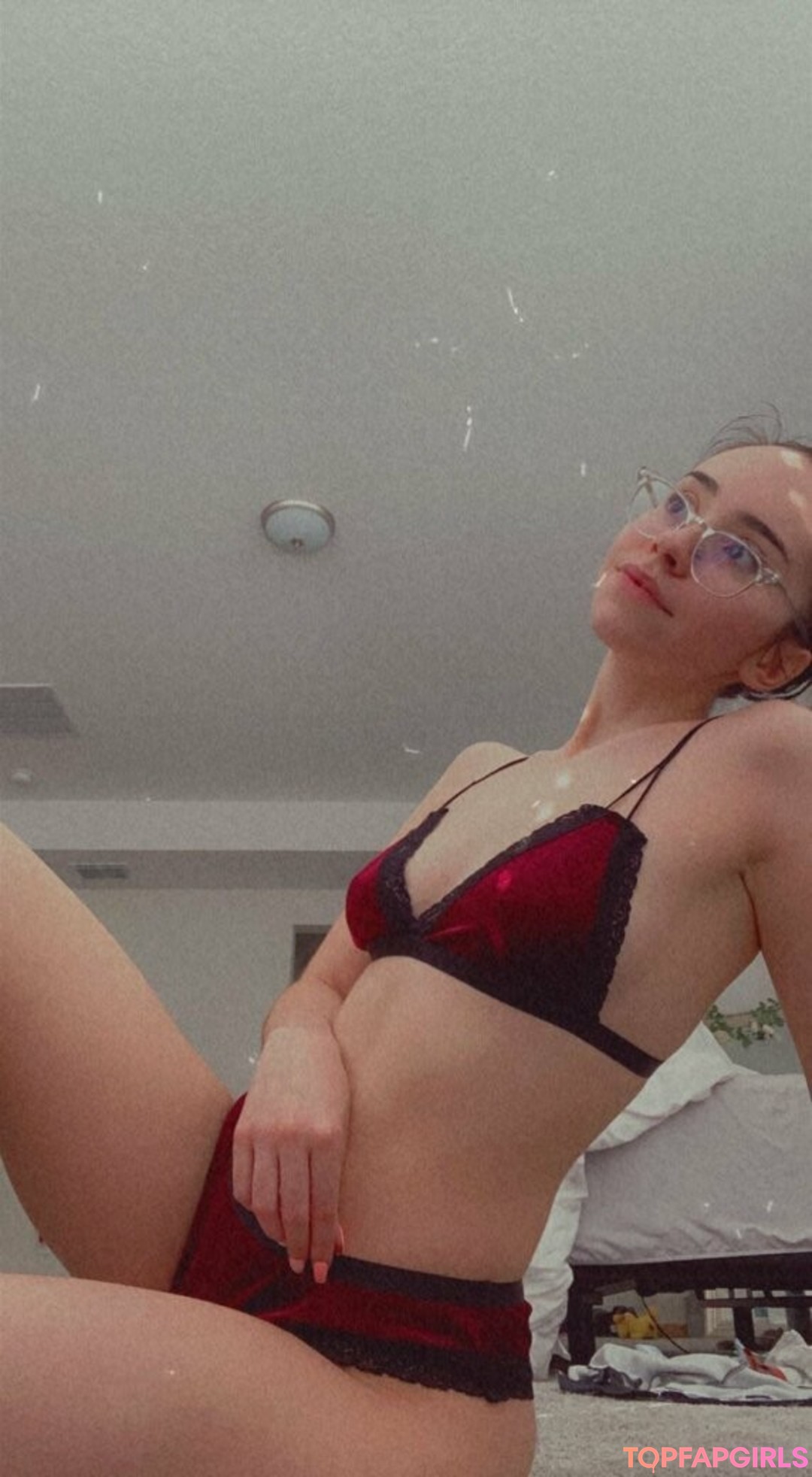catlyn top profile image
