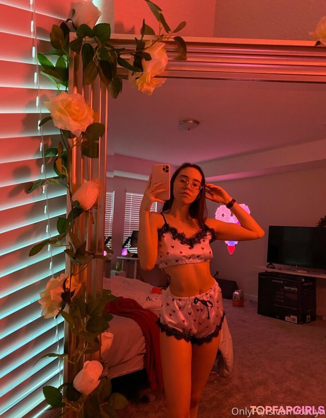 catlyn model nudes image