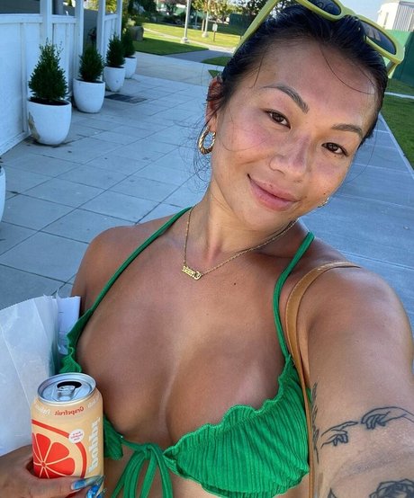 cassyeungmoney model hd pictures