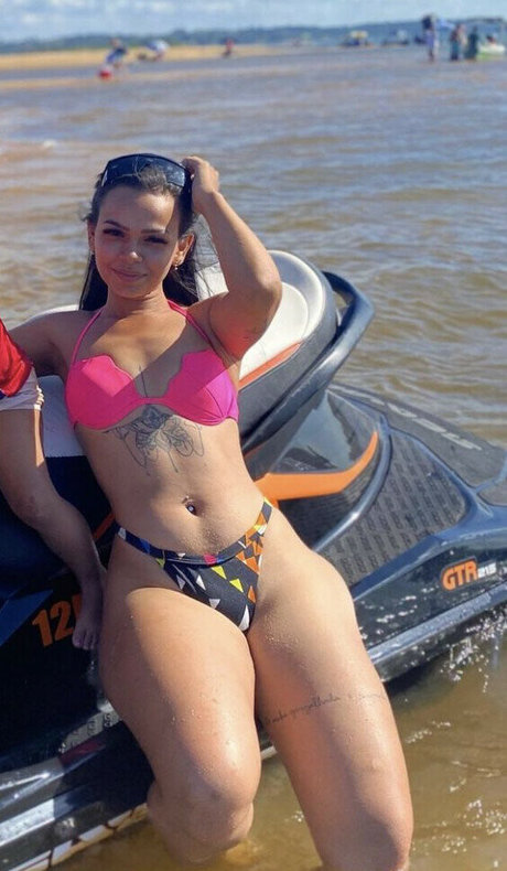 Emillyrlima top pornstar img