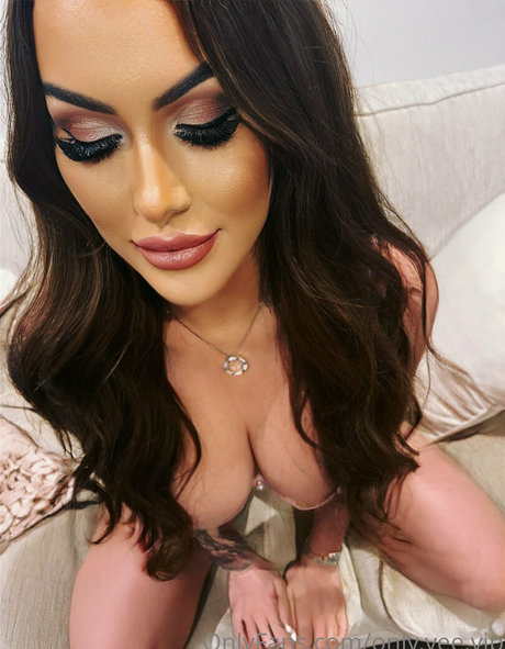 victoriasinz nice actress pictures