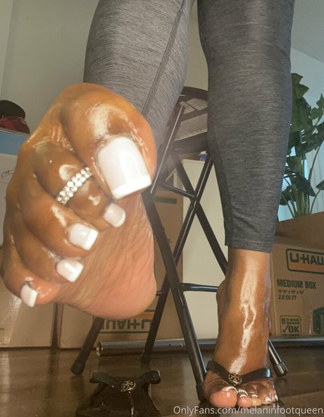 queenmelaninsdungeonn exclusive actress pics