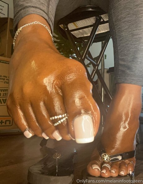 queenmelaninsdungeonn hd pornstar photos