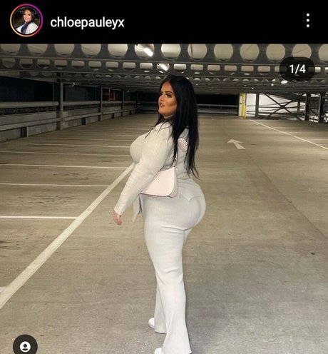 Chloe Jade Paul art model image