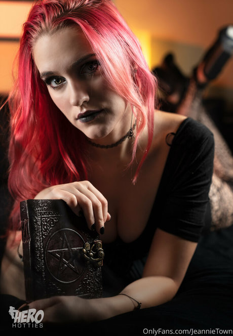 jeannietowndarkness model exclusive img