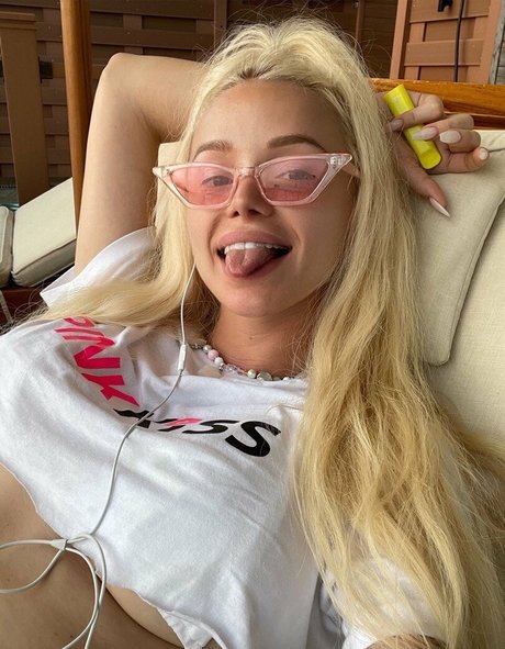 african onlyfans hot nude picture