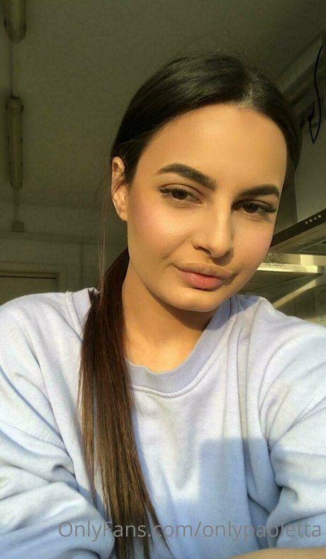 onlypaoletta perfect star pictures