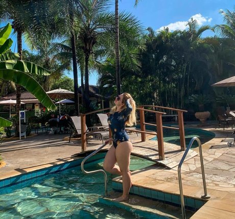 retro onlyfans free pic