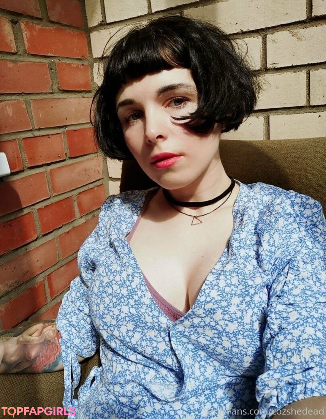 cozshedead model adult image