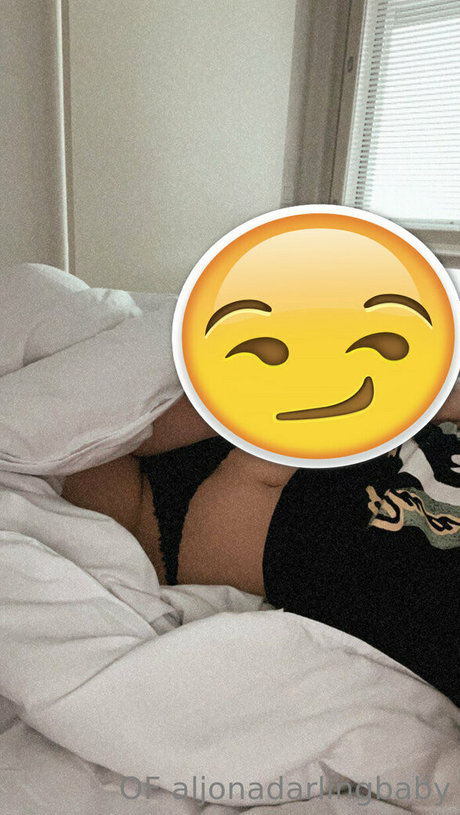 aljonadarlingbaby erotic star image