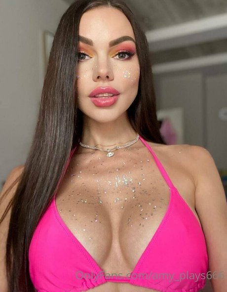 amy plays666 free star pics