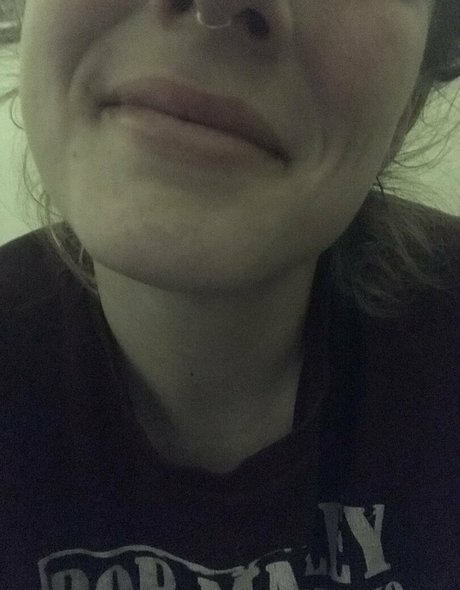 hornycavegirl beautiful star image