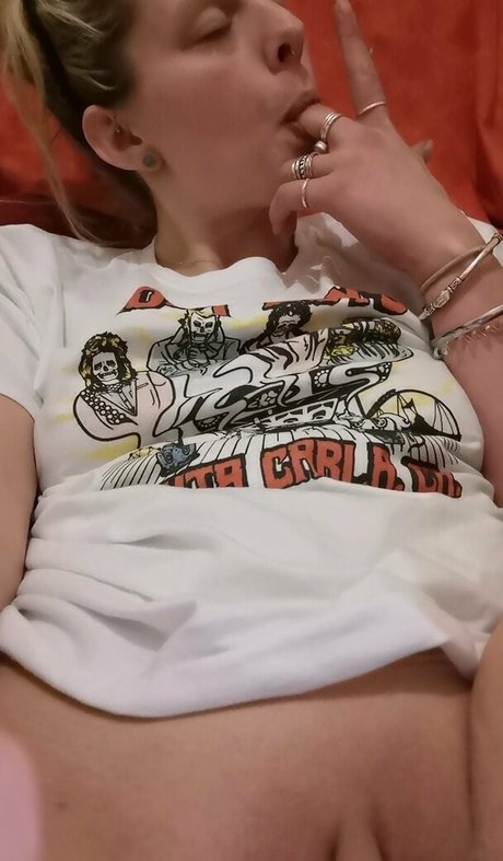 hornycavegirl xxx model gallery