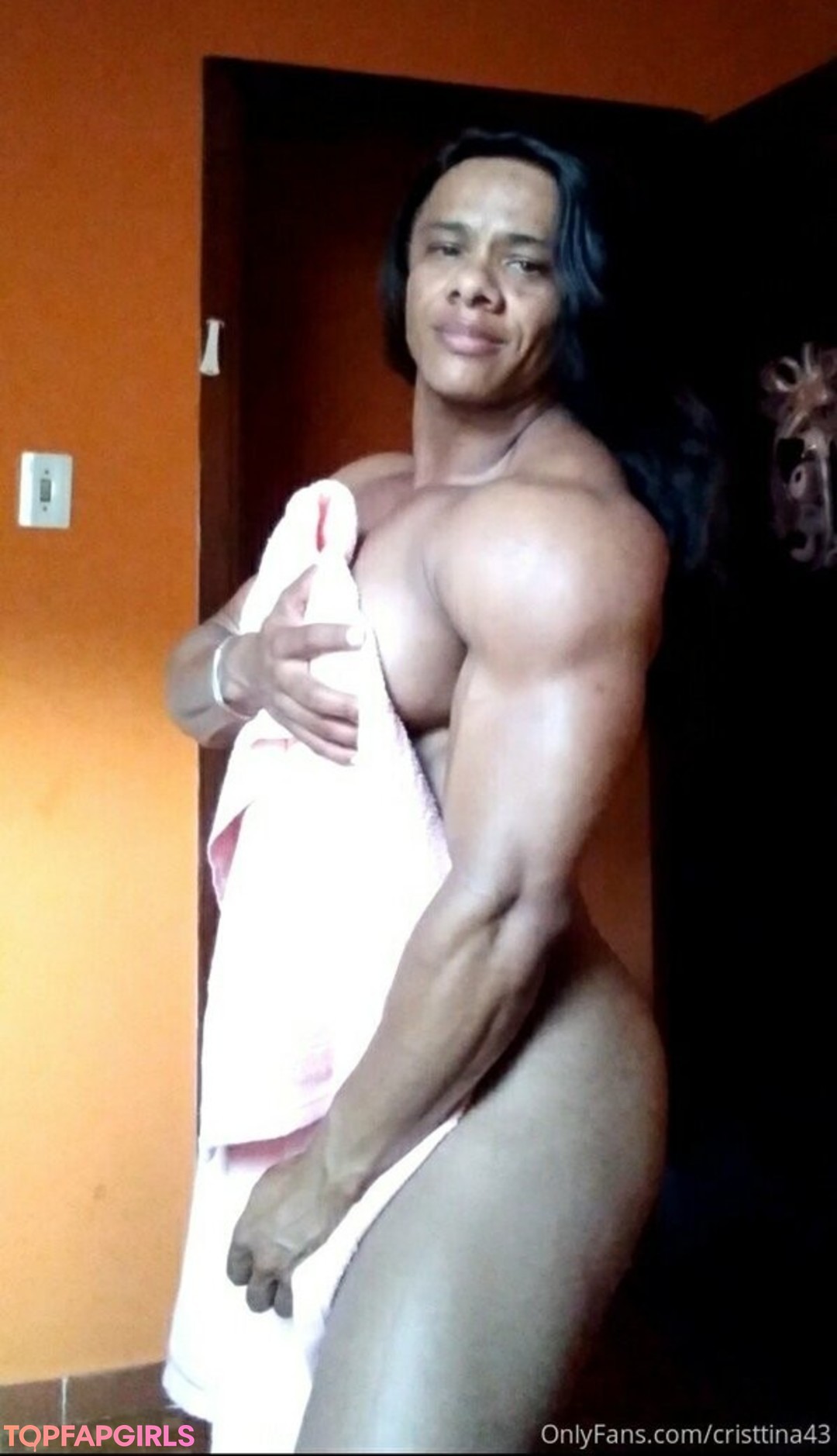 cristtina43 nudes model img