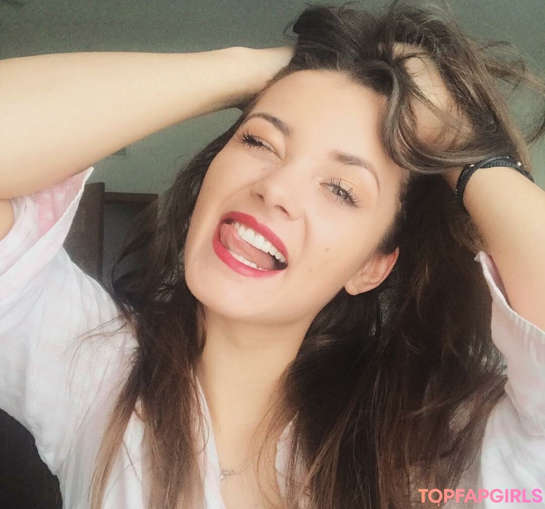 Daria Pajak pretty pornstar pictures