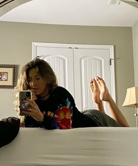 swim onlyfans art nude photo