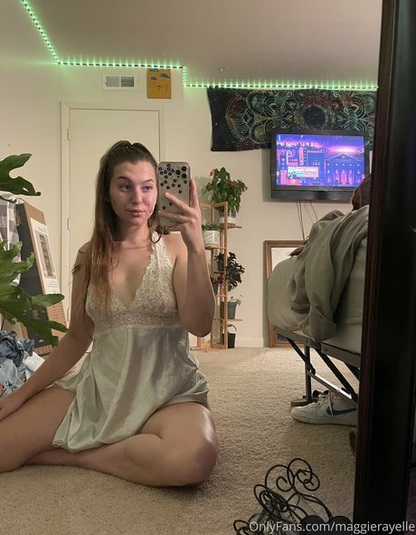 maggierayelle pornographic star photo