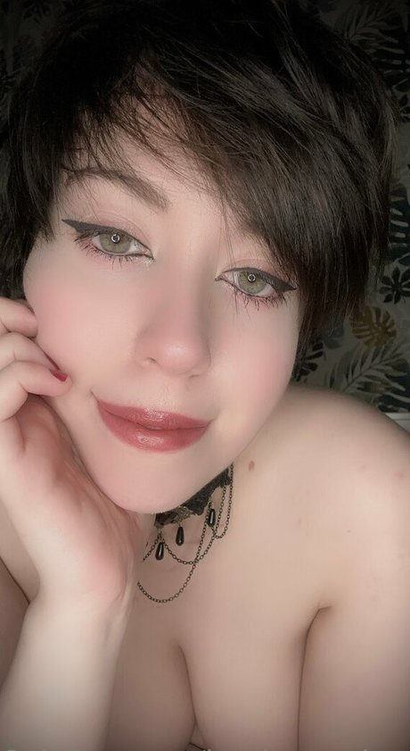 hardgoreprincess pretty star photo