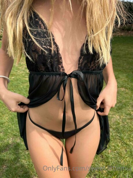 sweet littlemia best model galleries