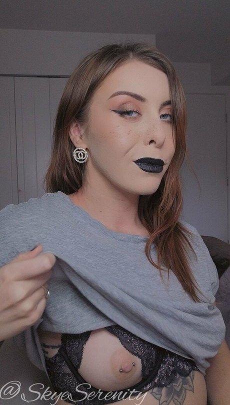 skyeserenity model pornographic images