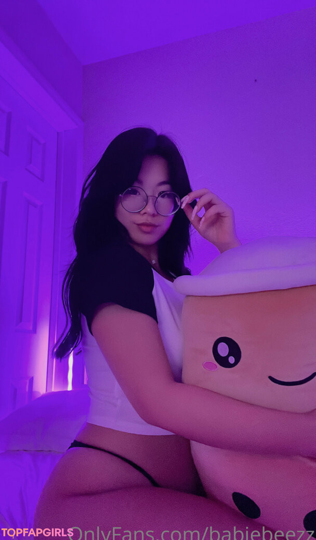 babiebeezz pornstar perfect image