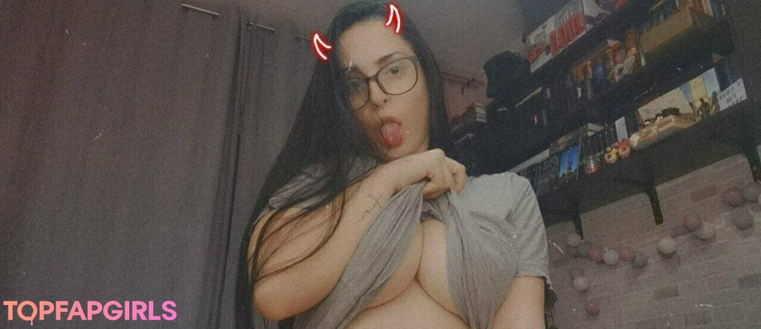 yesmisscabrel nude pornstar picture
