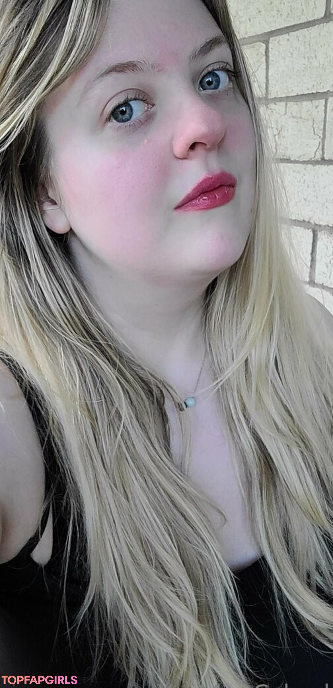 yesmisscabrel top profile image