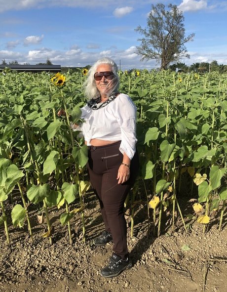 asian hairy onlyfans art naked gallery