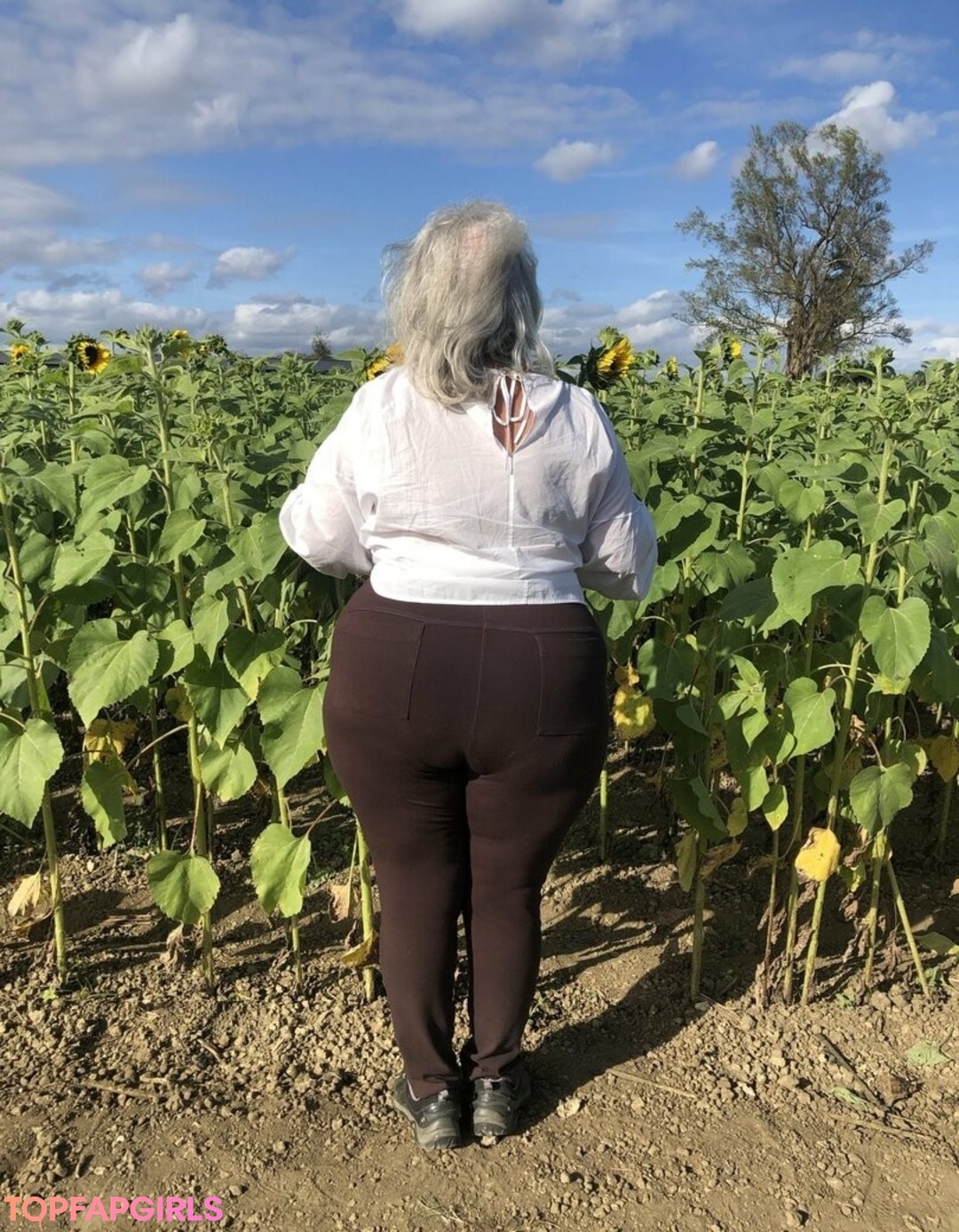 thebumbumbaroness model art photo