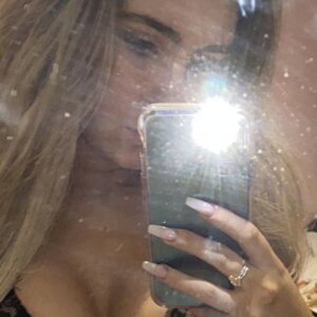 Cara Walker pornographic actress photos