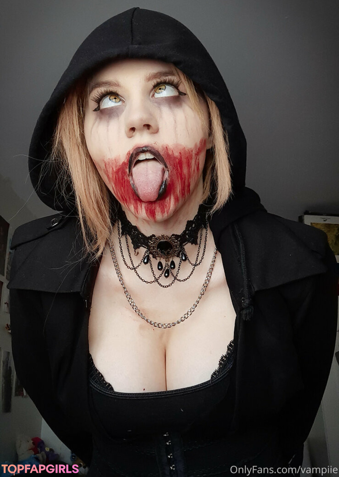 vampiie top profile image