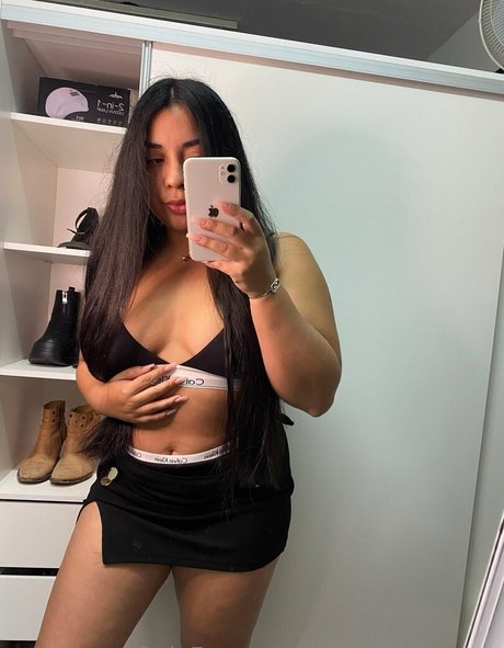 emotionalemon star nude picture