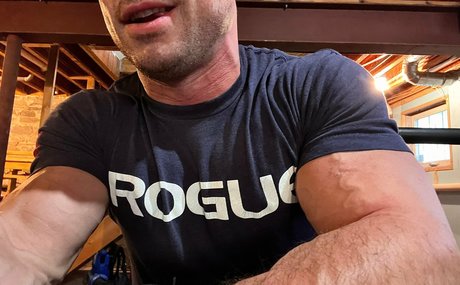 hard8inxhes pretty model images