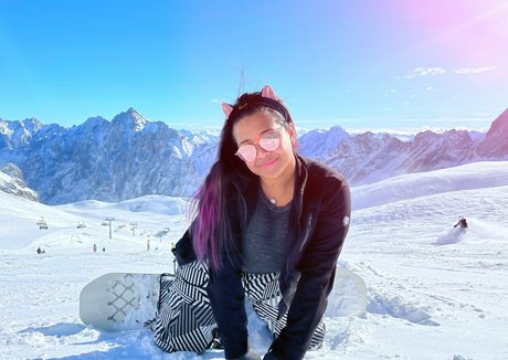 desireedeep star pretty pictures