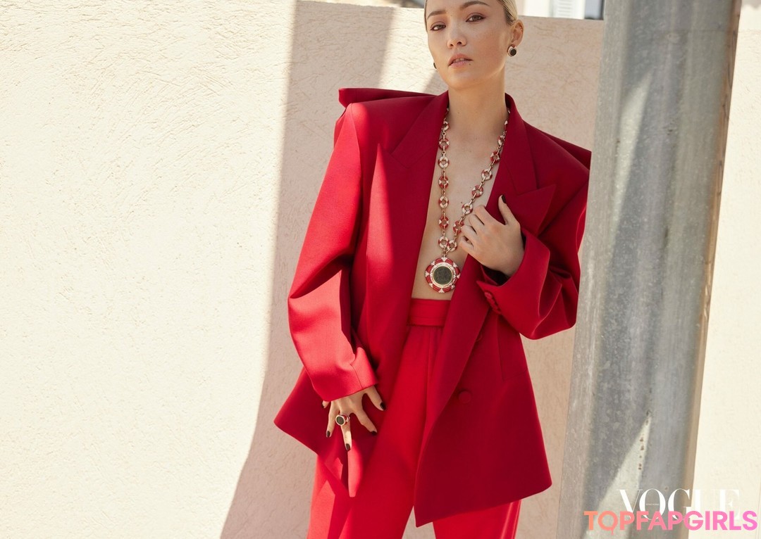 Pom Klementieff nice model photos