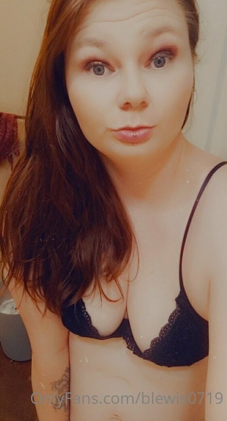 blewis0719 model xxx pictures