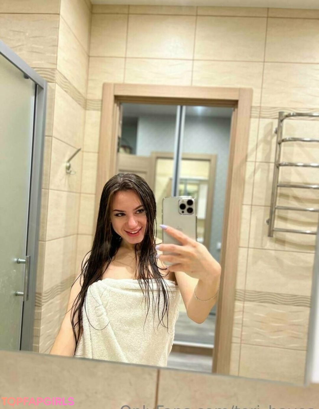 chubby small tits onlyfans free sex galleries