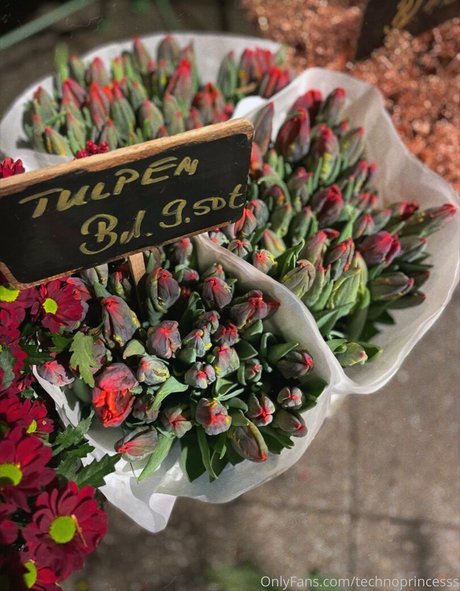 ginger milf onlyfans sexy nude pictures