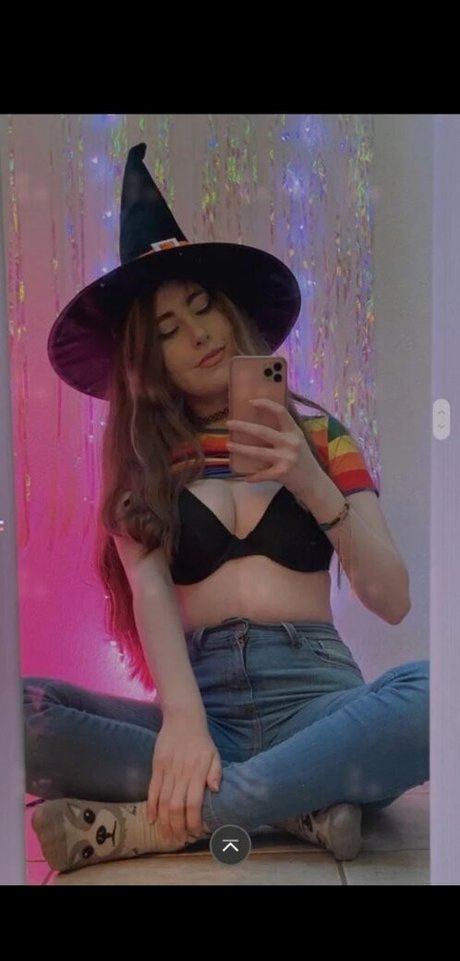 Mrs Bonniie pornstar top photos