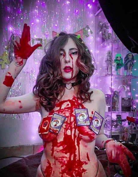 Mrs Bonniie adult model gallery