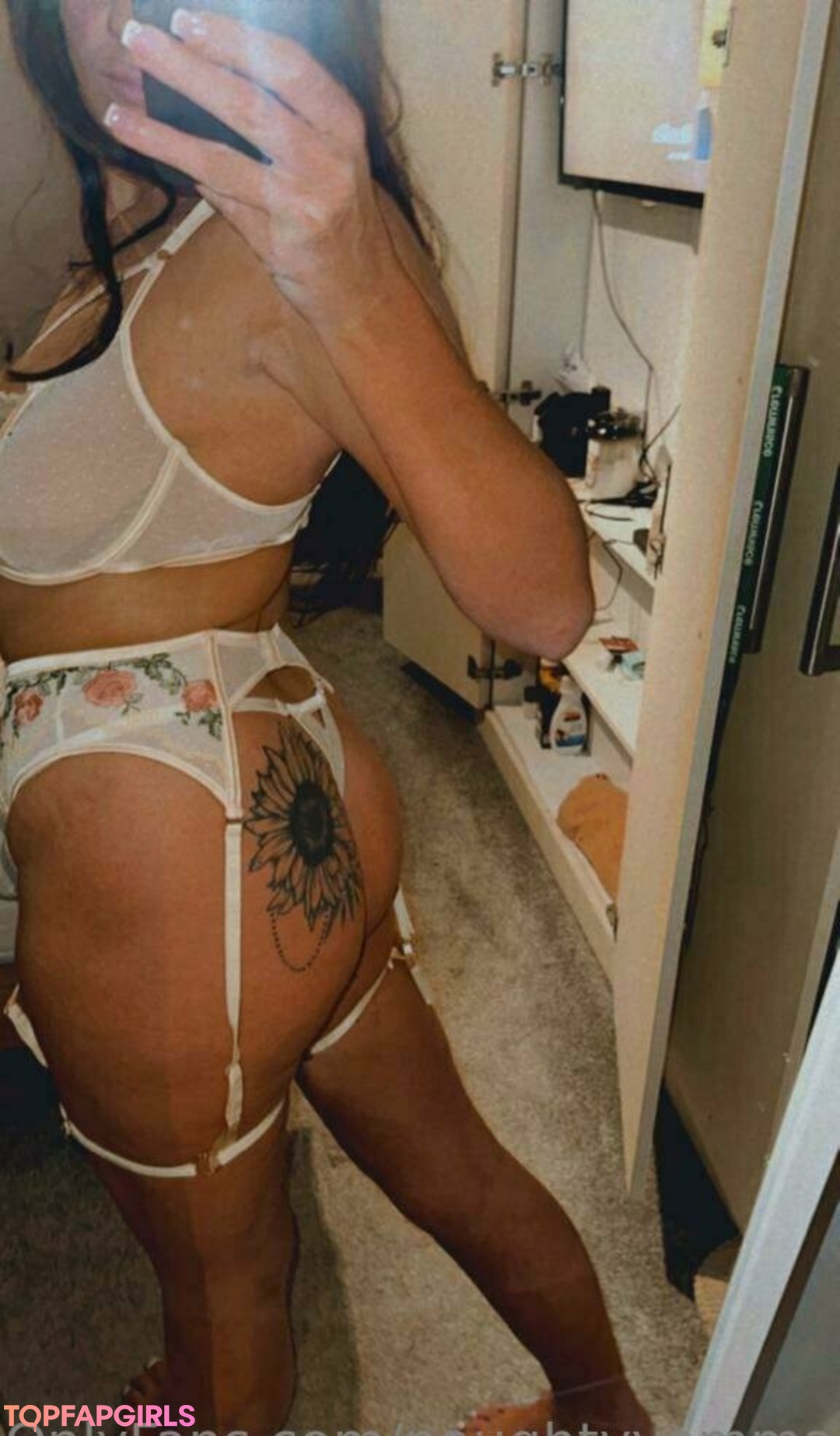 sex asian onlyfans free nude images