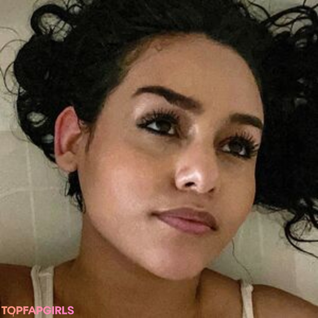 Gabby B pretty actress image